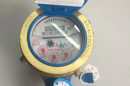 如何采購(gòu)單流束旋翼式水表？廠家來(lái)解惑！